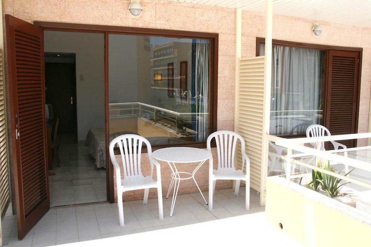 קאלה מילור Hotel La Nina מראה חיצוני תמונה
